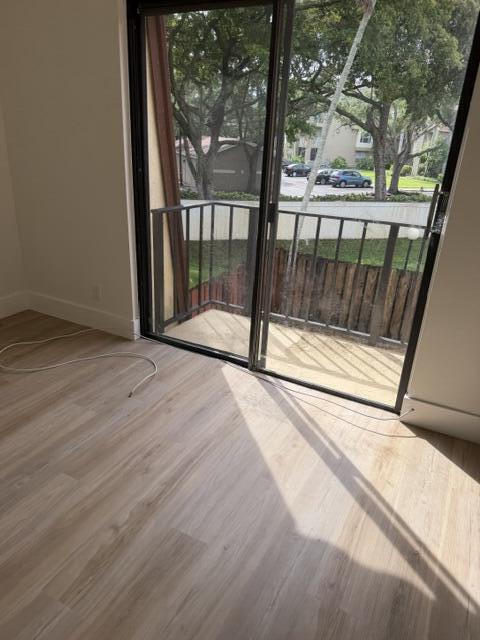 Building Photo - 3001 San Clara Dr