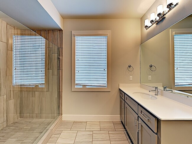 Building Photo - 326 Wimberly St