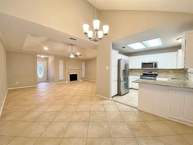 Building Photo - 3704 Fairhaven Dr