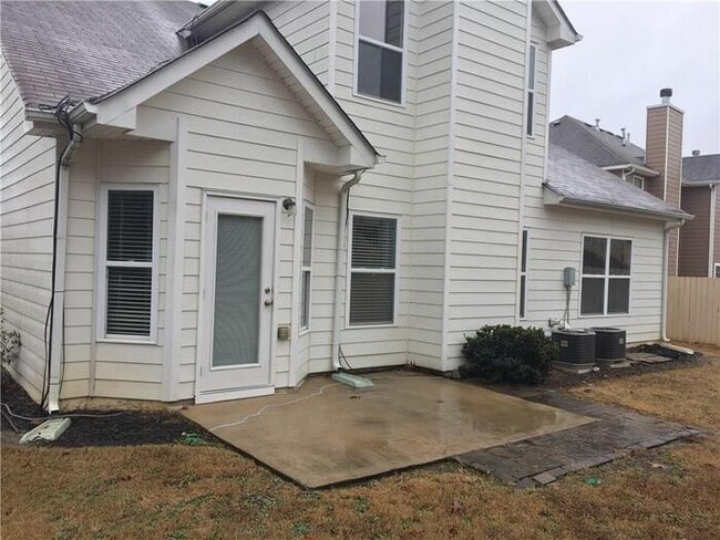 Building Photo - 765 Rockbass Rd