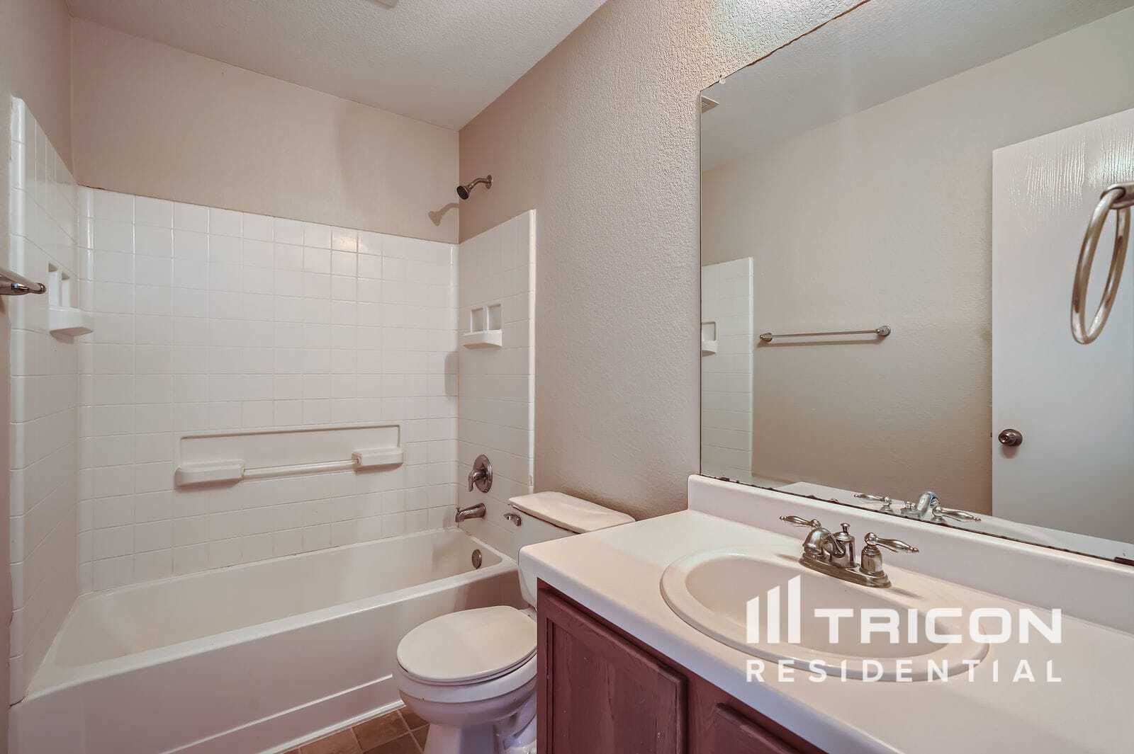 Building Photo - 102 Blackman Tr