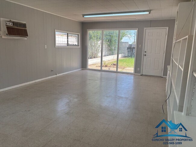 Building Photo - For Rent - 4 Bed/2 Bath near ASU - 1934 A&M Ave