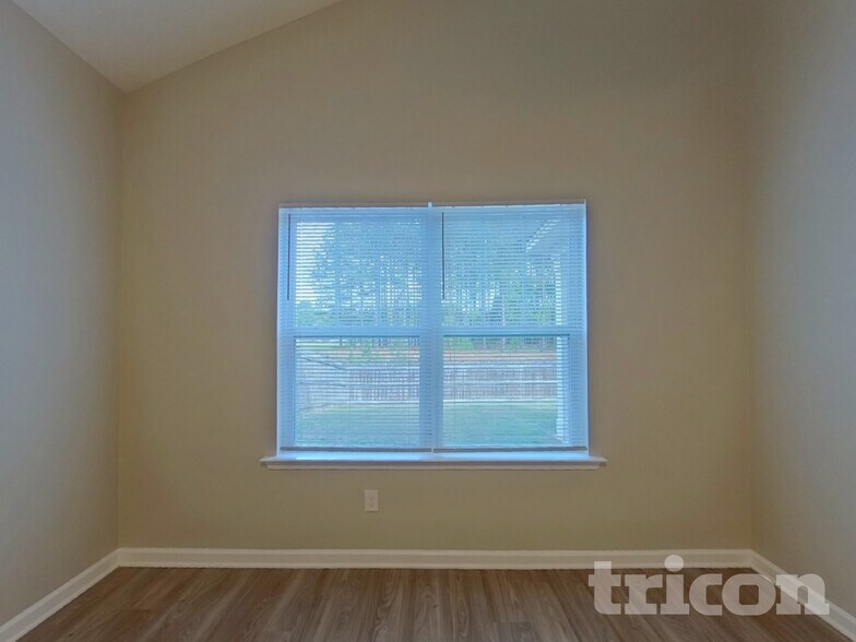 Building Photo - 133 Brewers Oak Ln