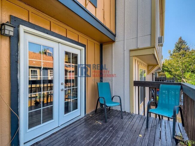 Building Photo - 2785 E Nichols Cir