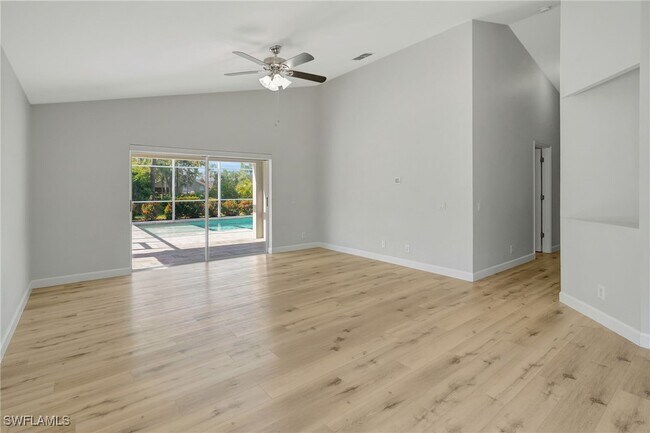 Building Photo - 12843 Fox Hollow Cir