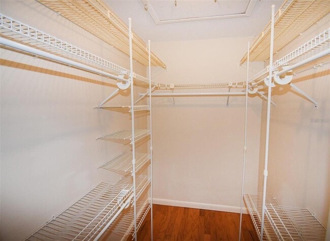 Building Photo - 3961 Ashwood Ln