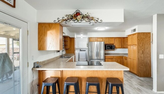 Building Photo - 9214 N 54th Ave
