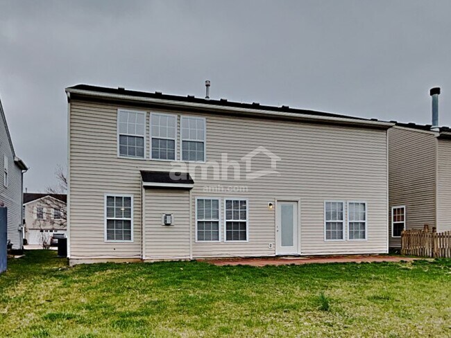 Building Photo - 10798 Cyrus Dr