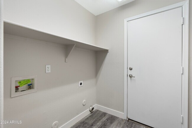 Building Photo - 25014 N 68th Ave