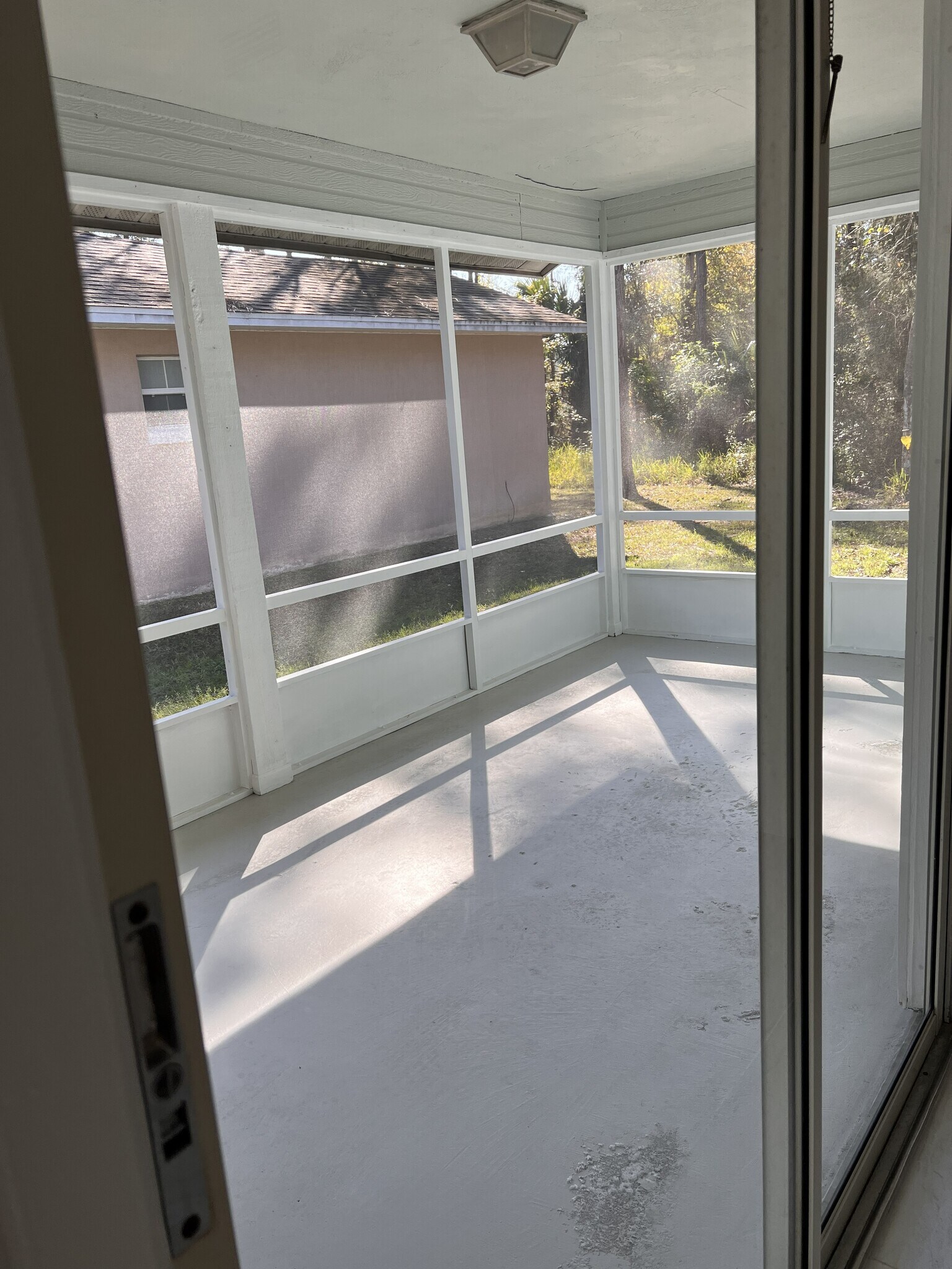 Building Photo - 19 Brittany Ln