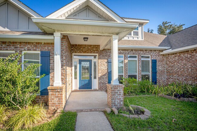 Building Photo - 1013 Silverbell Cv