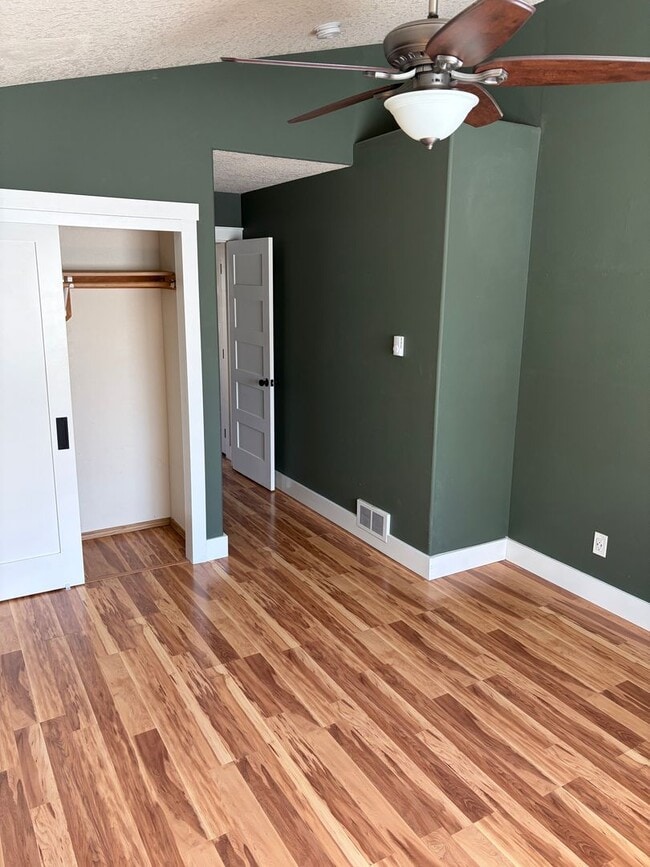 Building Photo - Cozy Two Bedroom Home Tucked Away in Newberg