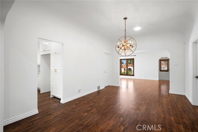 Building Photo - 1560 Ridgeway Dr