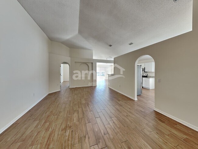 Building Photo - 12904 Brookcrest Pl