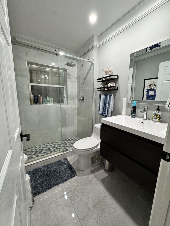 Building Photo - 18038 Rhumba Way