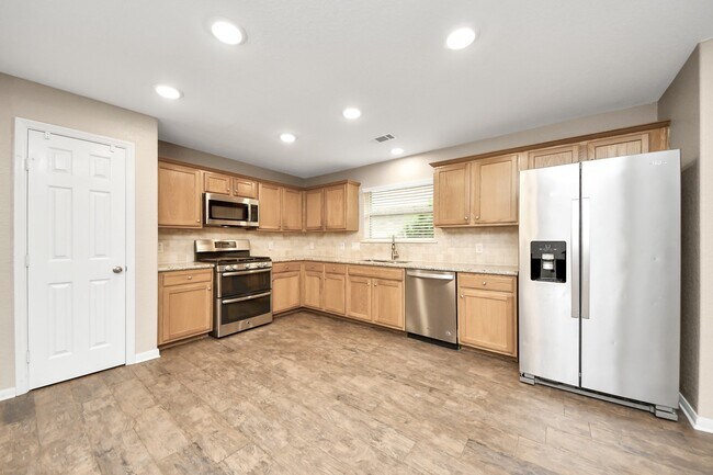 Building Photo - 14610 Hazy Ridge Ln