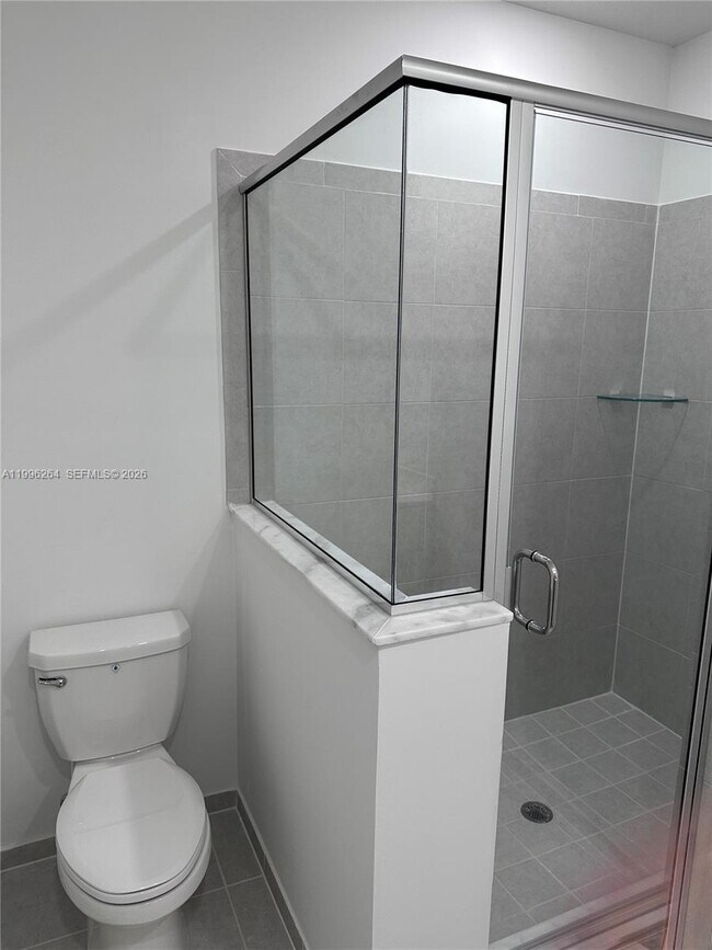 Building Photo - 2671 SE 10th St