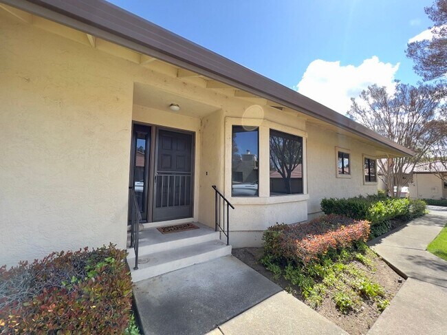 Building Photo - Peaceful Creekside Condo in Napa's Gated Fountain Grove Community