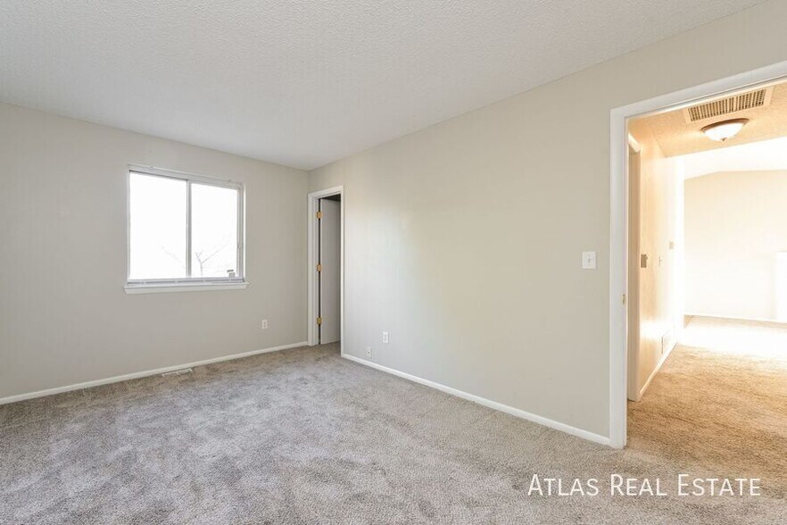 Building Photo - 19115 E Milan Cir