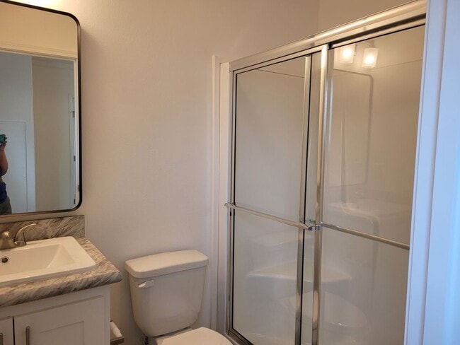 Building Photo - 5600 Jennie St