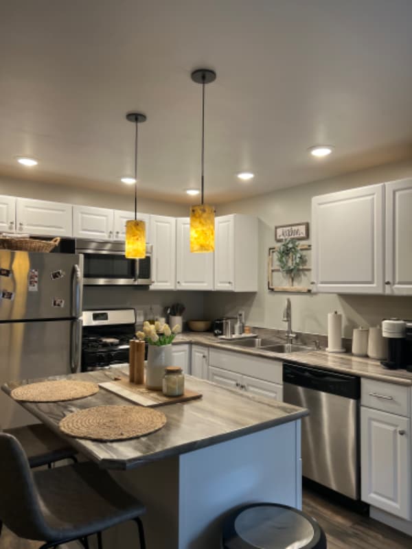 Building Photo - 116 E Main St