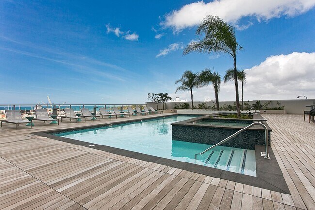 Building Photo - Modern luxury two bedroom condo with stunn...