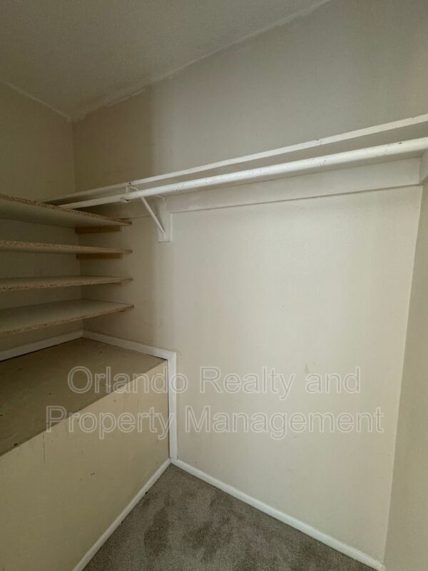 Building Photo - 109 Springwood Cir