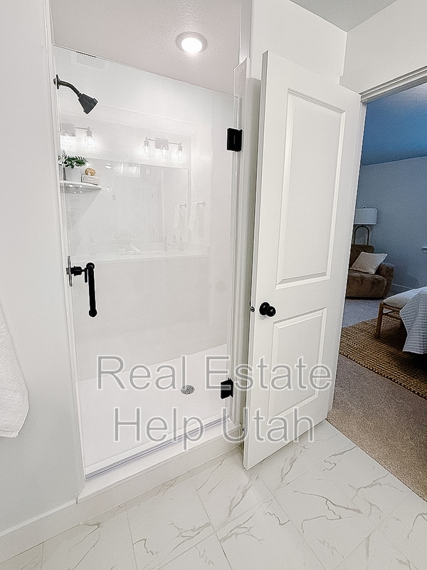 Building Photo - 4787 Heartwood Rd