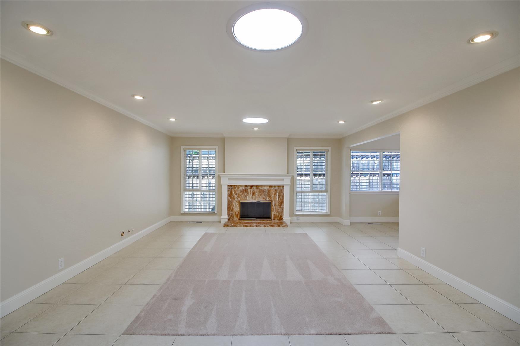 Building Photo - 6738 Tannahill Dr