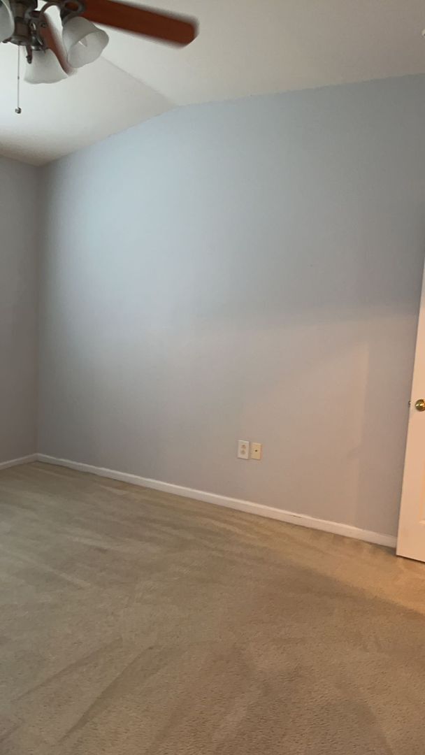 Building Photo - 160 Chenoa Dr