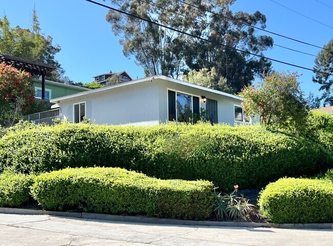 Building Photo - 604 Pennsylvania Ave