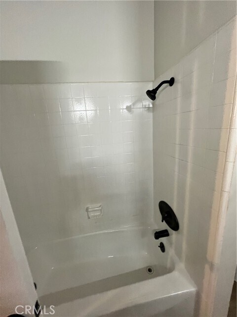 Building Photo - 2007 Huntington Ln