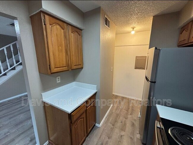 Building Photo - 3330 Caldera Blvd