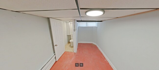 Building Photo - 6459 N 16th St