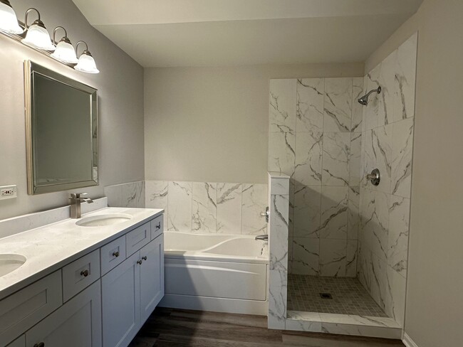 Building Photo - 756 Panorama Ct