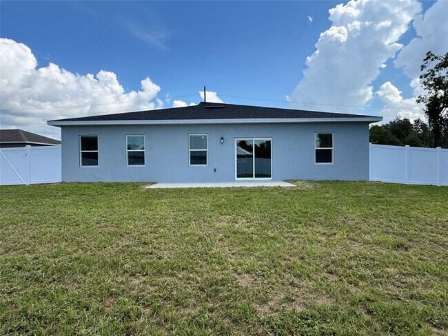 Building Photo - 656 Marion Oaks Manor