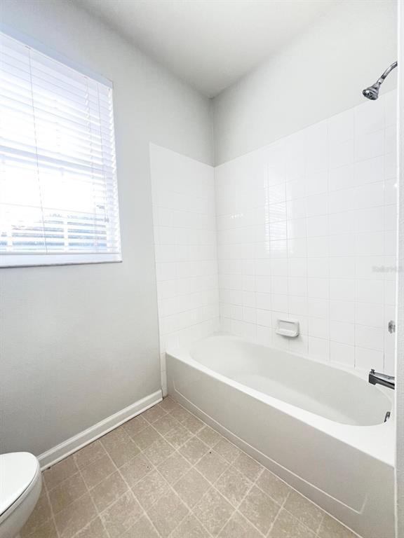 Building Photo - 8101 Coconut Palm Way