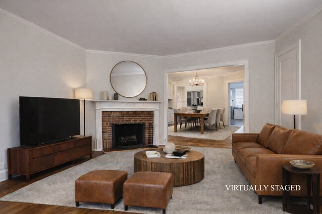 Building Photo - 2-17 Burns St