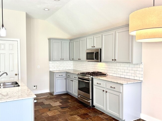 Building Photo - 3126 Ivy Bend Dr