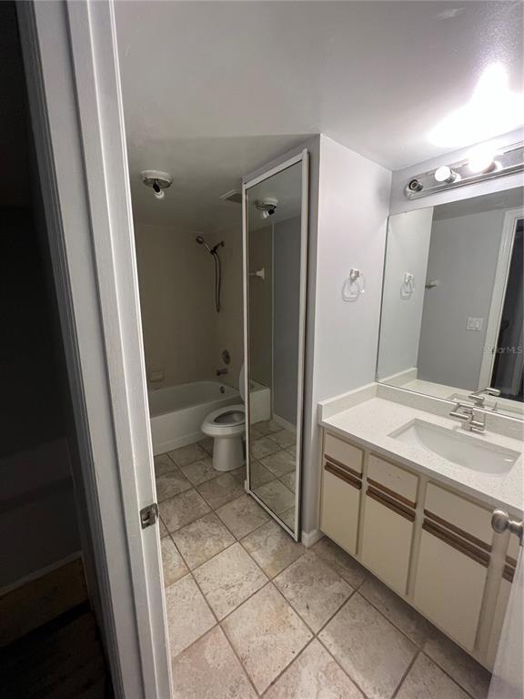 Building Photo - 5286 Cypress Ct