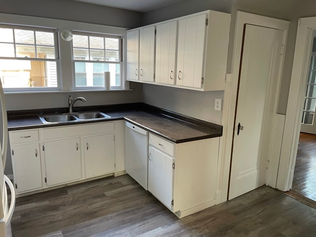 Building Photo - 600 Alden St