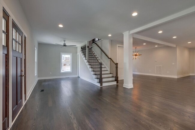 Building Photo - 1509 Ashwood Ave