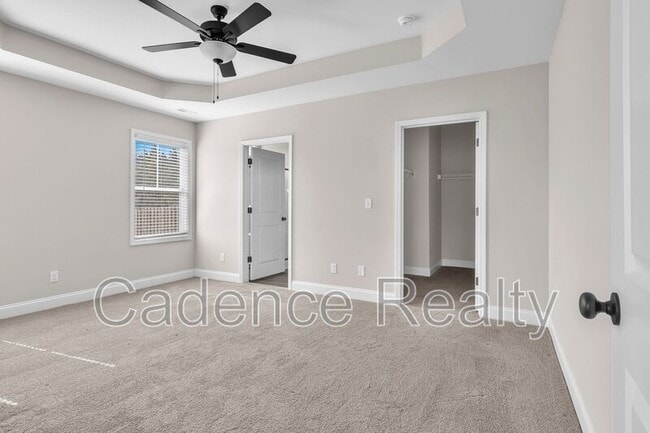 Building Photo - 1614 Grey Cliff Run