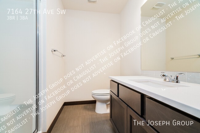 Building Photo - 7164 27th Ave SW