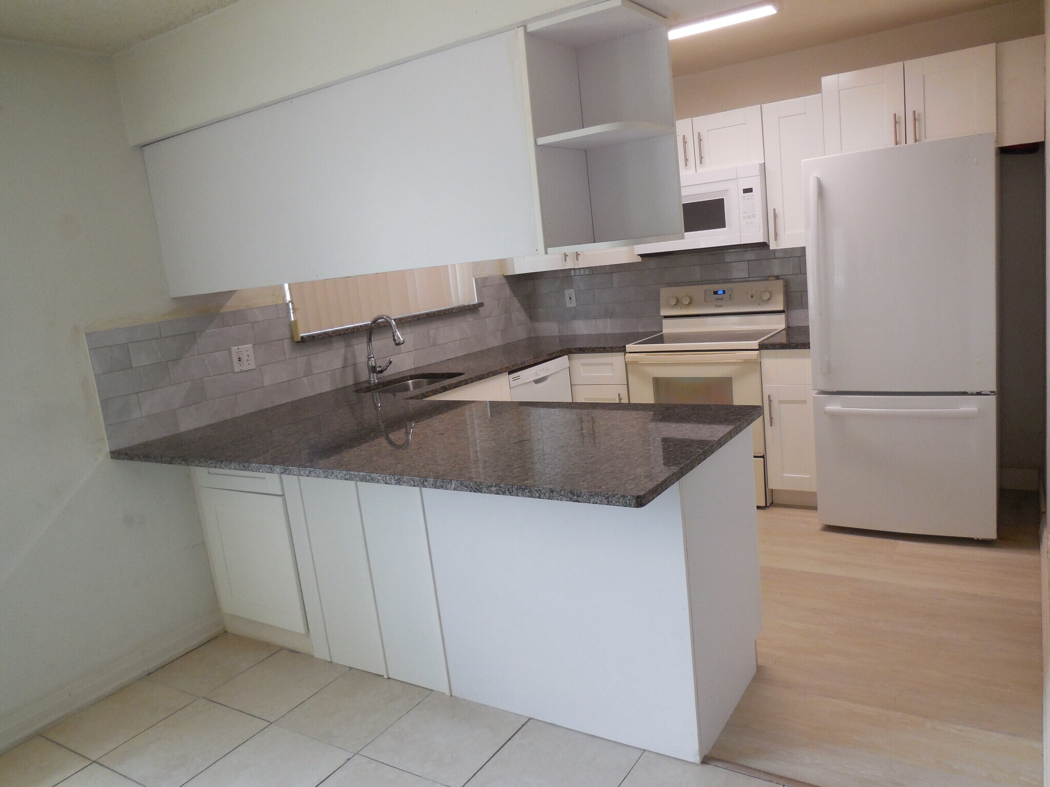 Building Photo - 5252 Bosque Ln