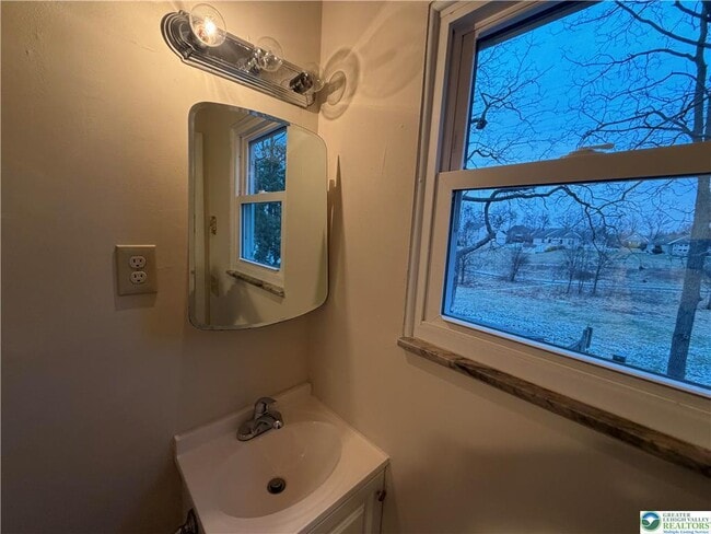 Building Photo - 1199 Eagle St