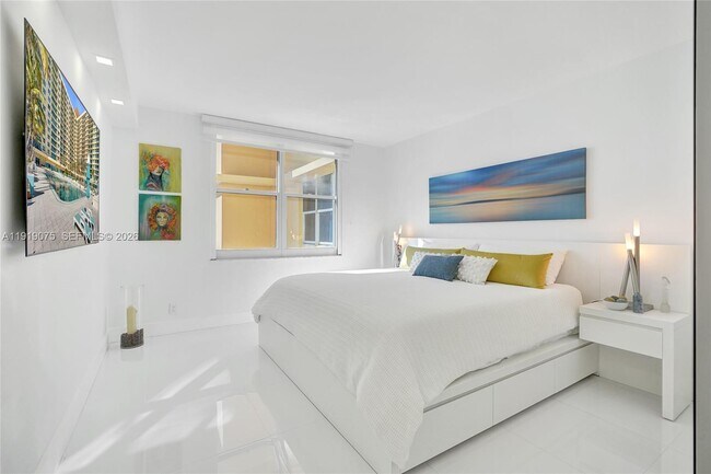 Building Photo - 2501 S Ocean Dr