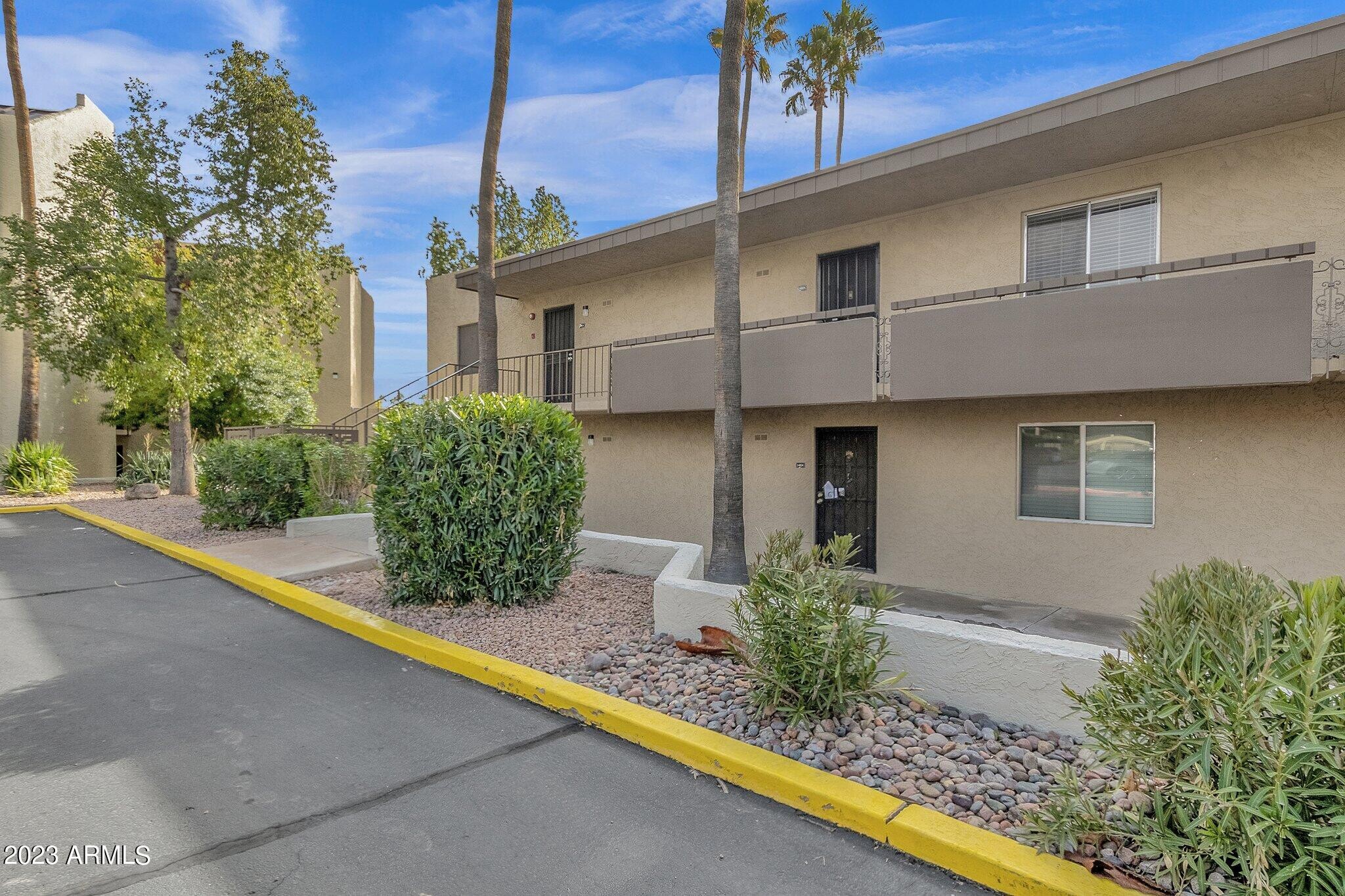 Building Photo - 7625 E Camelback Rd