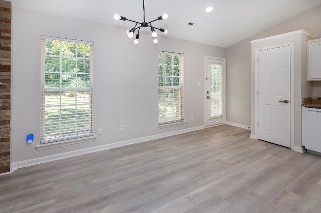 Building Photo - 7205 Preakness Stakes Ln