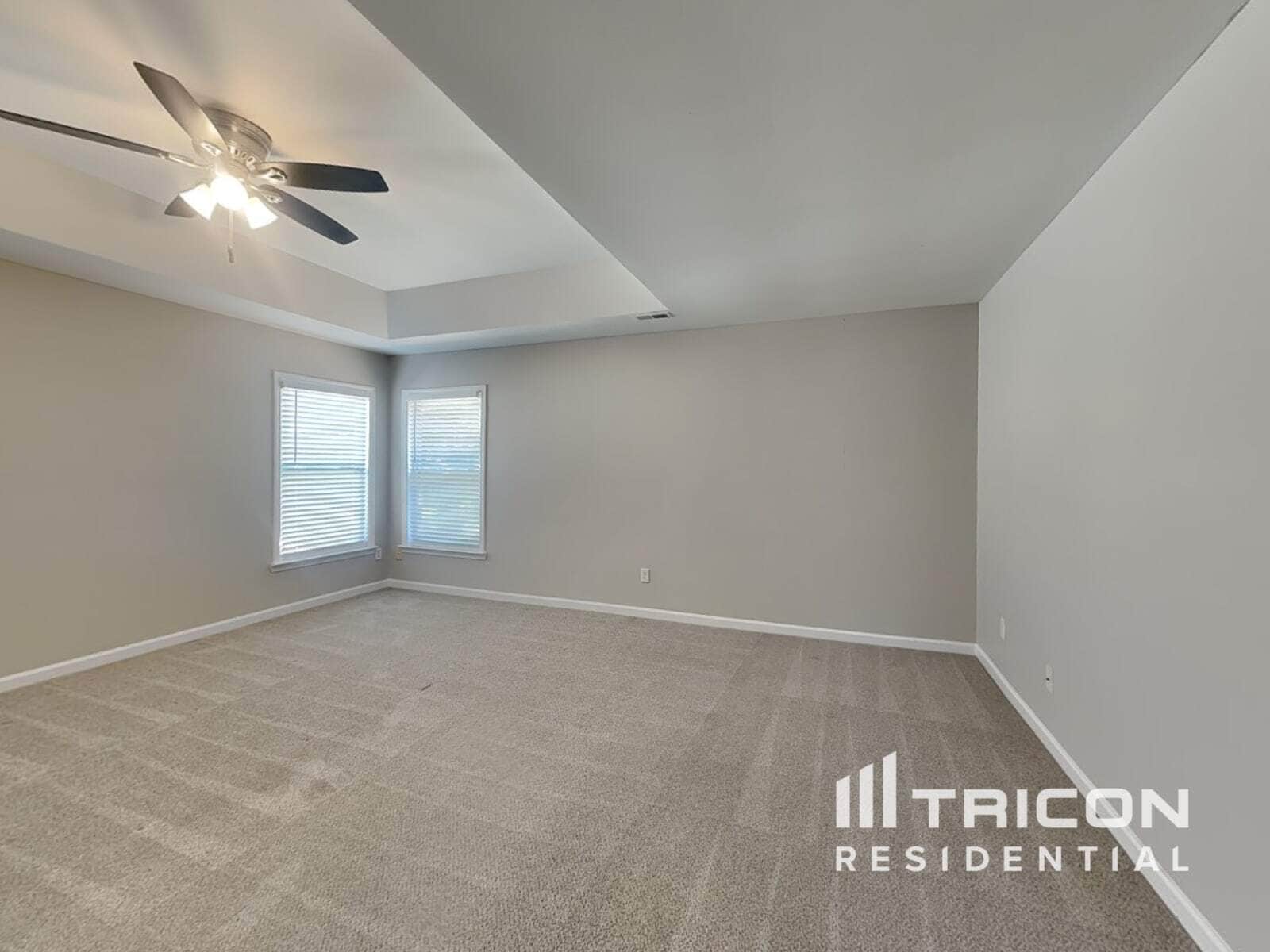 Building Photo - 8953 Crestview Cir